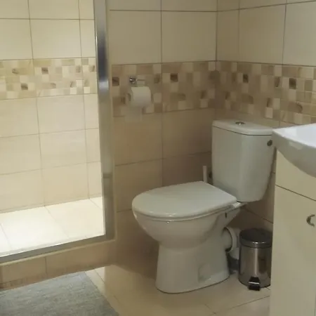 V Soukromi U Podebrad بيت ضيافة