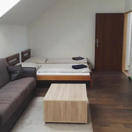 بيت ضيافة V Soukromi U Podebrad Opolany