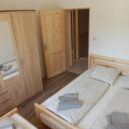 Gasthof V Soukromi U Podebrad 3*