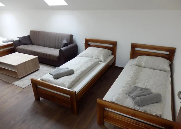 V Soukromí U Poděbrad 3* Opolany